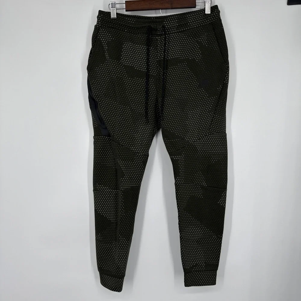 Nike Sportswear Tech Fleece GX 1.0 Jogger Pants Green Army Medium Tapered Gym